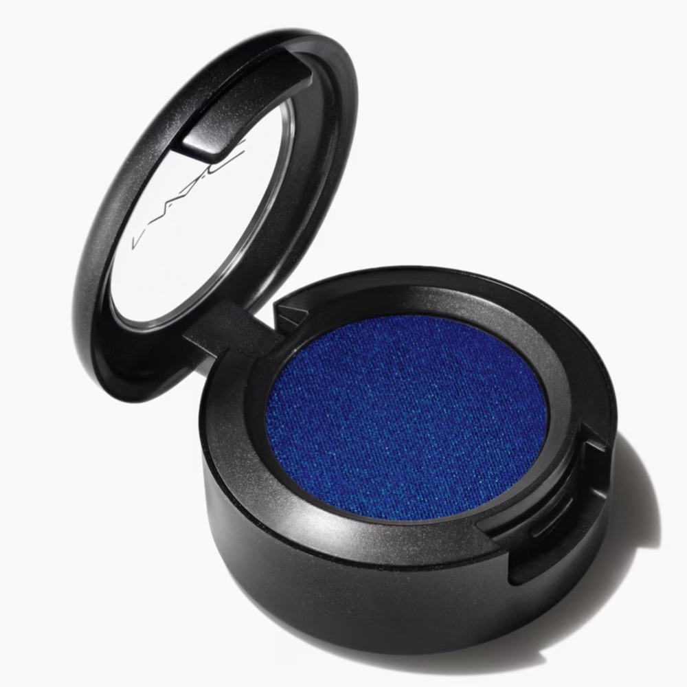 ** 1 LEFT** ๐๐ IN THE SHADOWS FROST a MAC EYE SHADOW. RETAIL $25. **NEW. - Picture 7 of 10